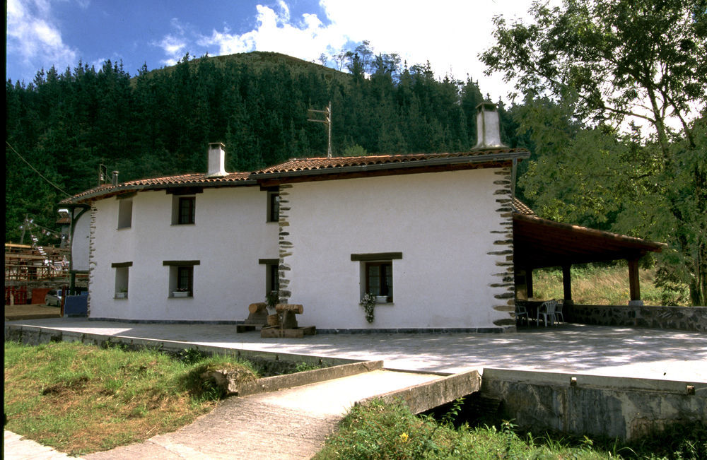Casa Rural Eleizondo Haundia Itziar Eksteriør bilde